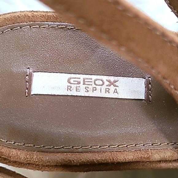 Geox Brown Strappy Suede Espadrille Wedge Sandals, Size 38/ (7.5) - Picture 7 of 13